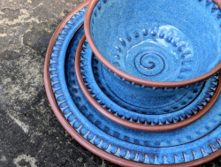 detail_820_BluePeakedPlaceSetting.jpg